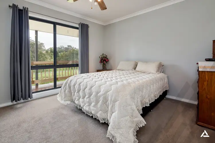 Sixth view of Homely house listing, 24 Settlers Rise, Drouin VIC 3818