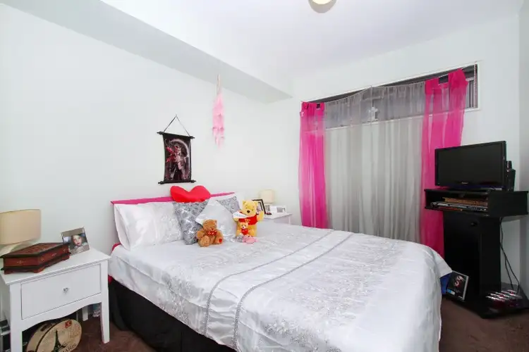 Fifth view of Homely townhouse listing, 5 Finton Grove, Reservoir VIC 3073