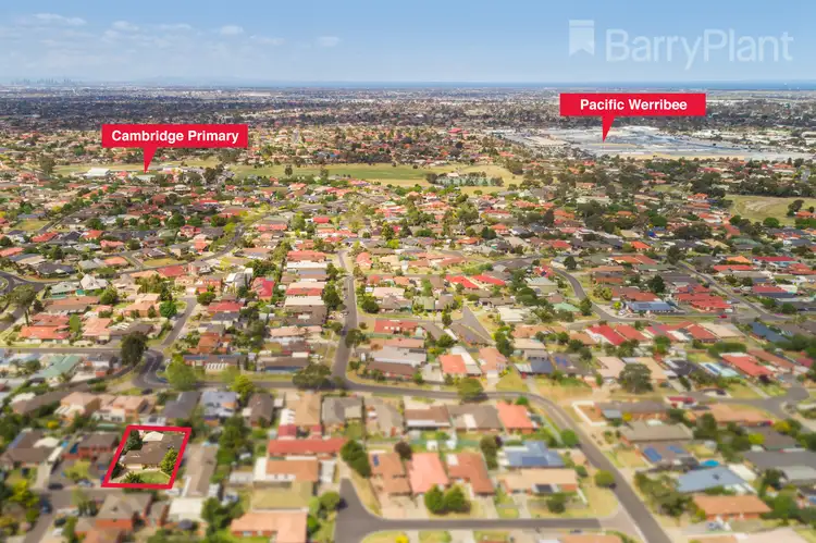Main view of Homely house listing, 10 Kenmore Close, Hoppers Crossing VIC 3029