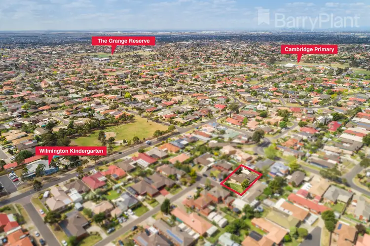 Second view of Homely house listing, 10 Kenmore Close, Hoppers Crossing VIC 3029