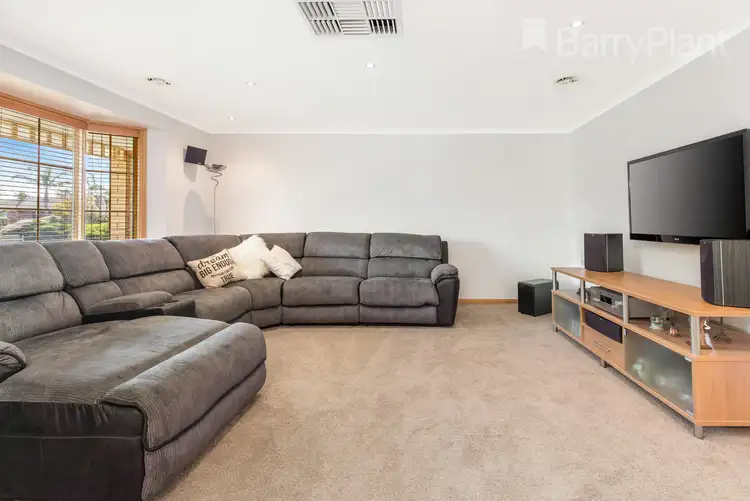Sixth view of Homely house listing, 10 Kenmore Close, Hoppers Crossing VIC 3029