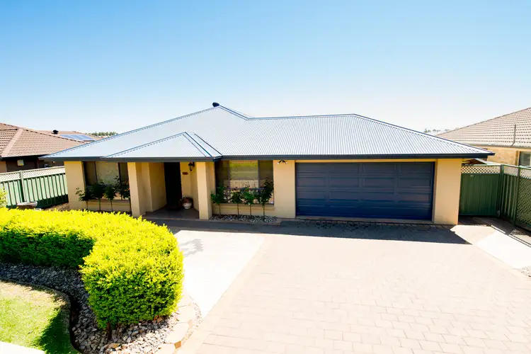 21 Cypress Point Drive, Dubbo NSW 2830