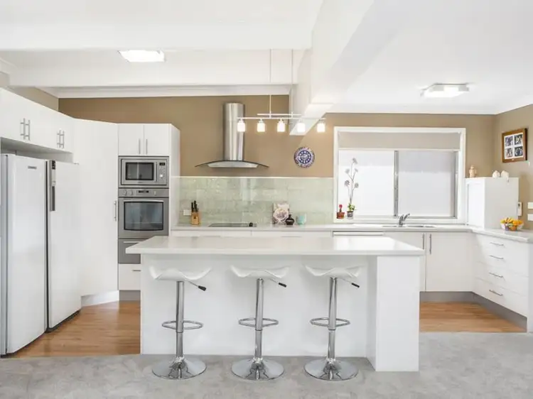 10 Berrima Street, Heathcote NSW 2233