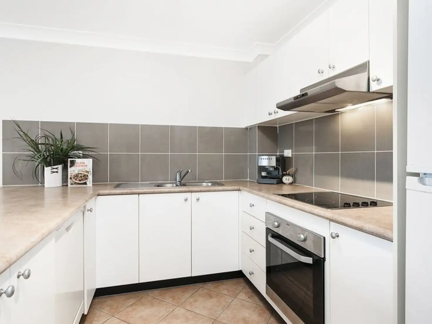 Main view of Homely unit listing, 5/51-57 Railway Parade, Engadine NSW 2233