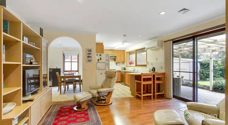 Fourth view of Homely house listing, 10 Diana Court, Langwarrin VIC 3910