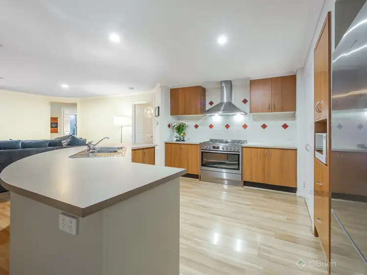 Fifth view of Homely house listing, 17 Stone Hill Circuit, Cranbourne East VIC 3977