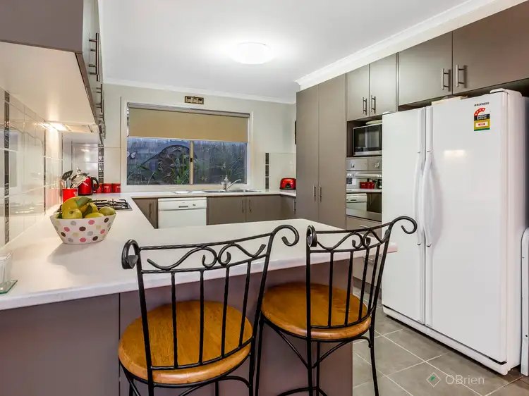 Fourth view of Homely house listing, 5 Lorikeet Court, Pakenham VIC 3810