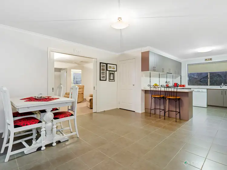 Fifth view of Homely house listing, 5 Lorikeet Court, Pakenham VIC 3810