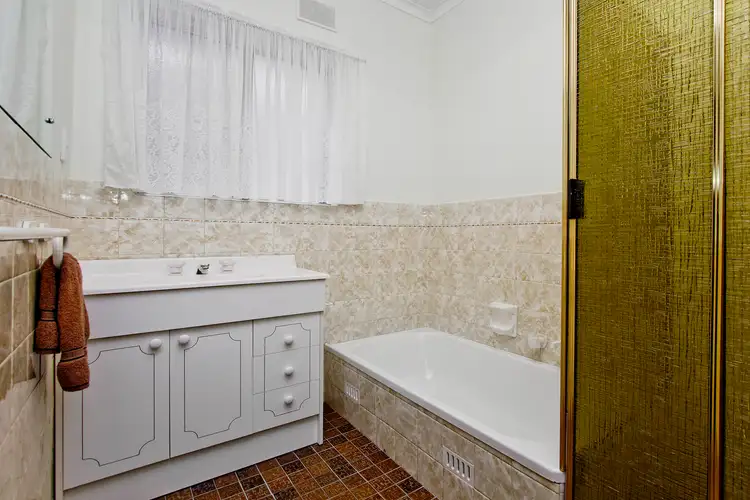 Fifth view of Homely house listing, 9 Esperance Terrace, Valley View SA 5093