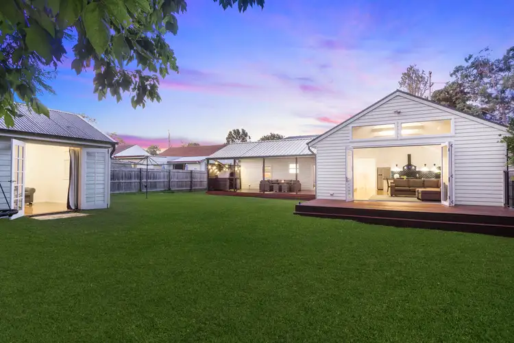 16 Cowan Road, Mount Colah NSW 2079