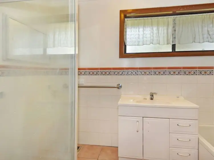 Fourth view of Homely house listing, 10 Sangria Court, Mount Clear VIC 3350