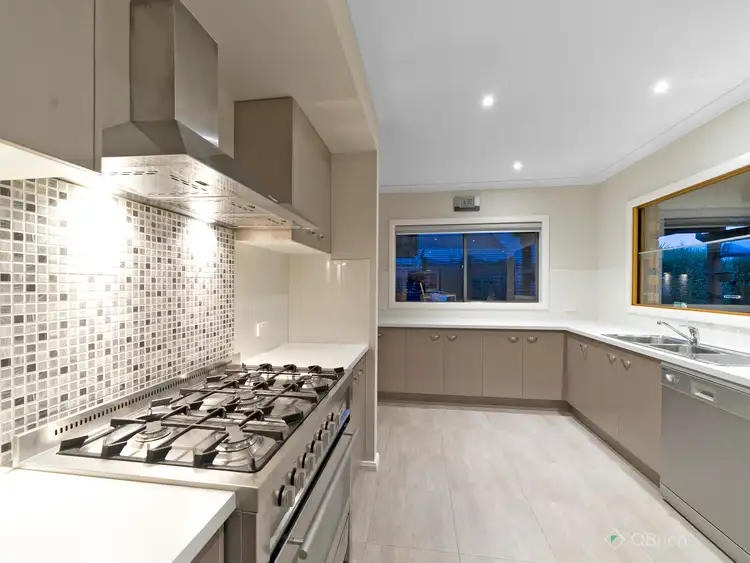 Sixth view of Homely house listing, 5 Botanic Ridge Boulevard, Botanic Ridge VIC 3977