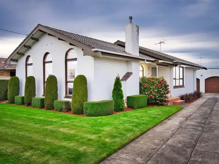 1118 Norman Street, Wendouree VIC 3355