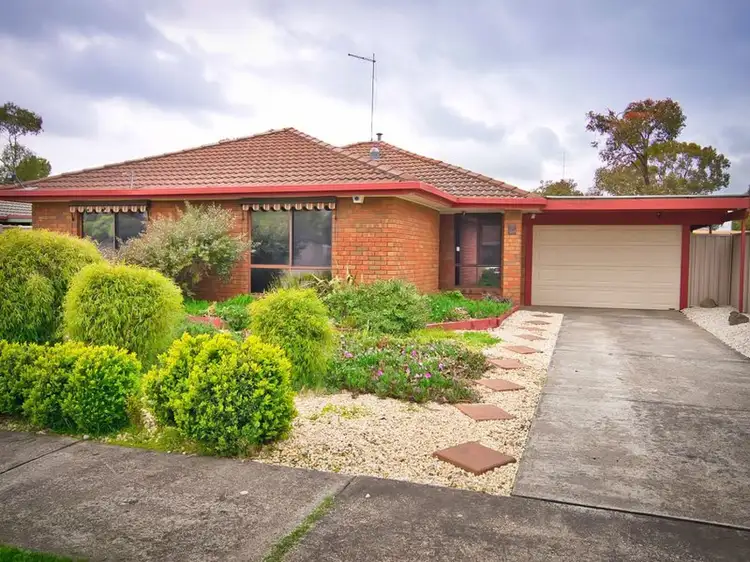7 Kowree Crescent