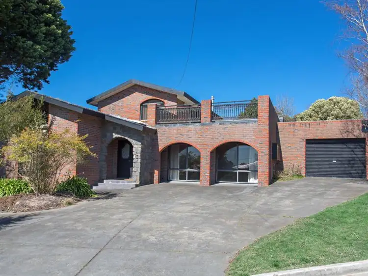 Main view of Homely house listing, 3 Sainsbury Court, Mount Clear VIC 3350