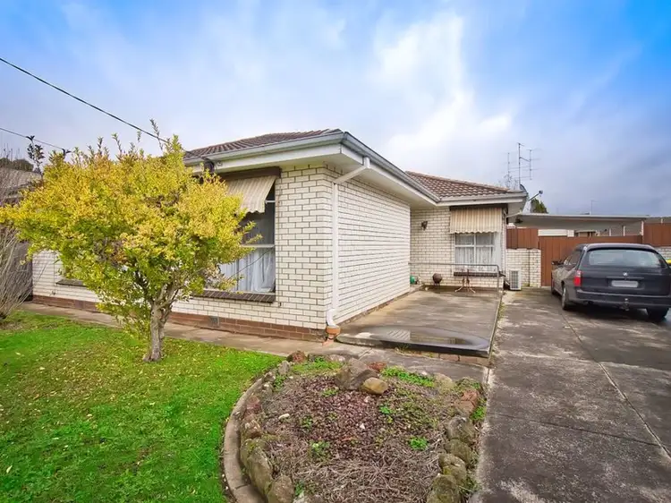 68 Yarrowee Street, Sebastopol VIC 3356