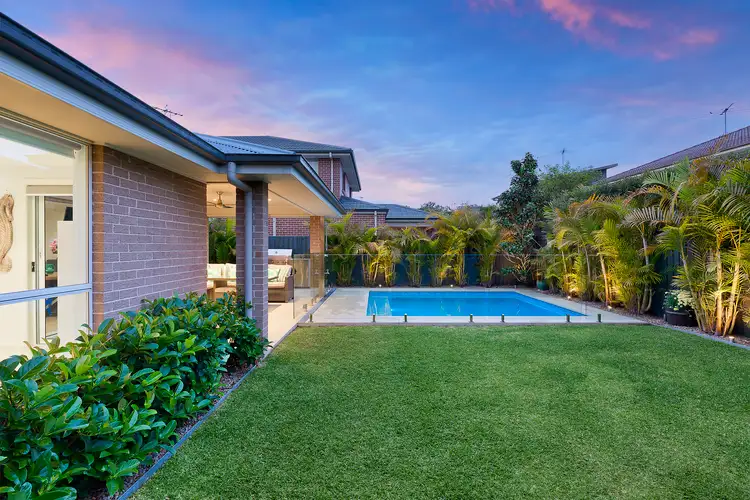6 Kingfisher Way, Warriewood NSW 2102