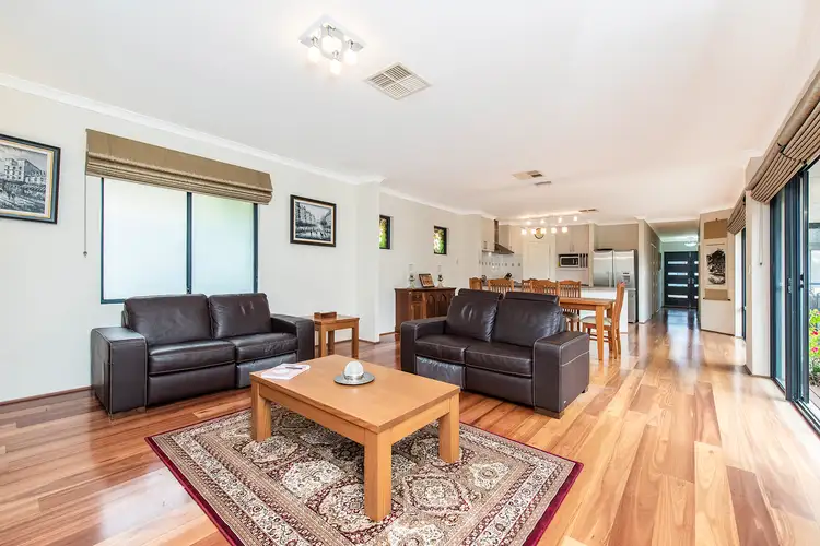 107 Pavilion Circle, The Vines WA 6069
