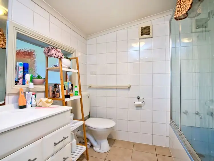 Fifth view of Homely house listing, 523 Doveton Street North, Soldiers Hill VIC 3350