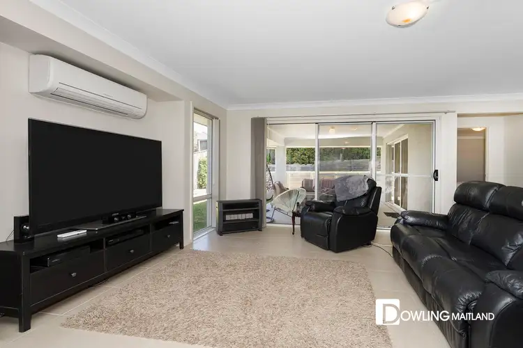Fifth view of Homely house listing, 42 Les Circuit, Gillieston Heights NSW 2321