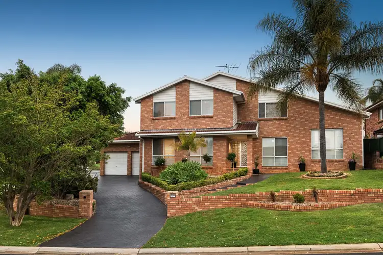 1 Fernleigh Place, Glen Alpine NSW 2560