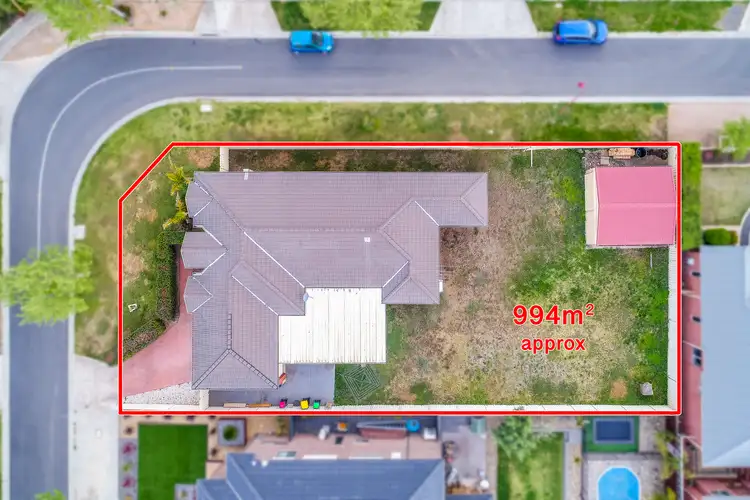 24 Lancelot Court, Hillside VIC 3037