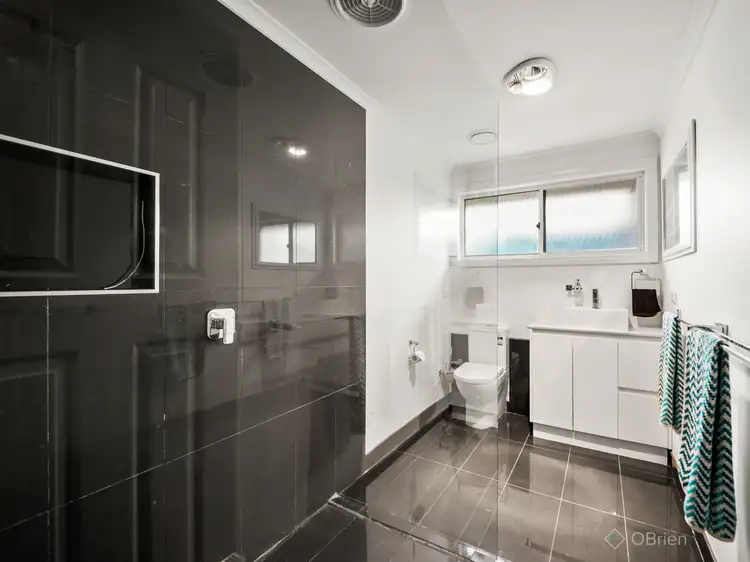 Fifth view of Homely house listing, 21 Ashton Place, Pakenham VIC 3810