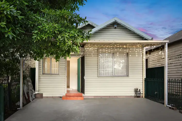 107 Woodville Road, Granville NSW 2142