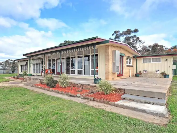 1053 Timor-Dunluce Road, Wareek VIC 3465