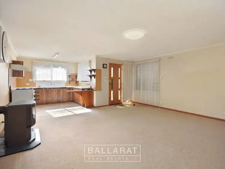 Fourth view of Homely house listing, 322 Gladstone Street, Maryborough VIC 3465