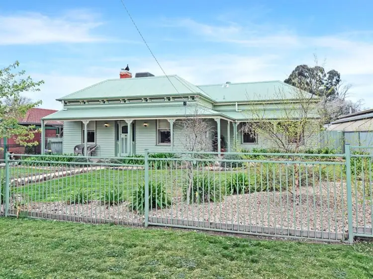 12 Holyrood Street, Maryborough VIC 3465