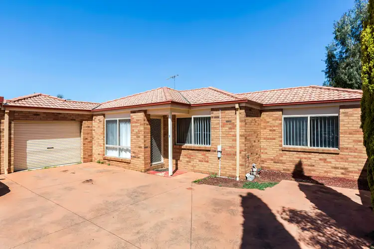 3/29 McKenzie Street, Melton VIC 3337