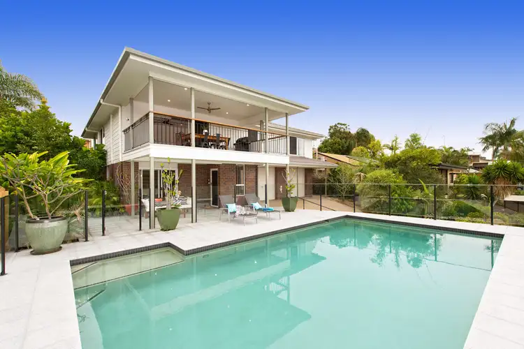 5 Stonyfell Court, Holland Park QLD 4121
