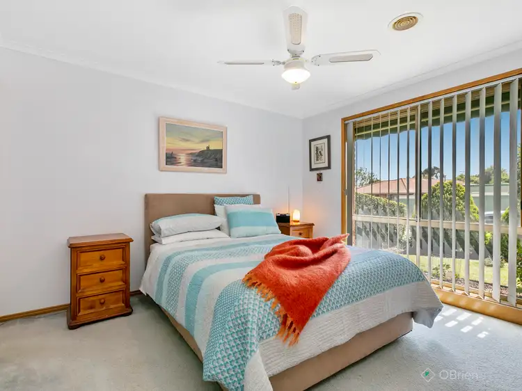 Sixth view of Homely house listing, 2 Estella Court, Narre Warren VIC 3805