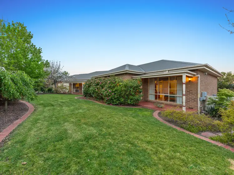 6 Davy Court, Narre Warren South VIC 3805