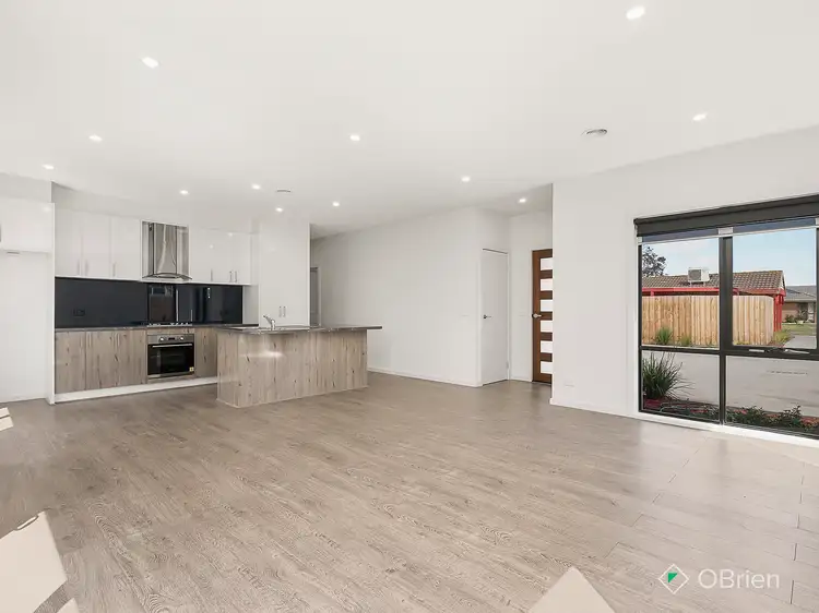 Fourth view of Homely unit listing, 37A Maculata Drive, Cranbourne West VIC 3977