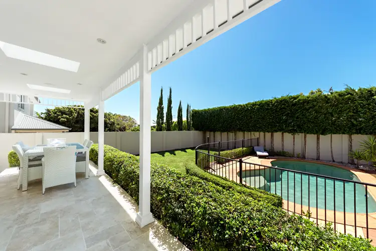 18 Seaview Street, Cronulla NSW 2230