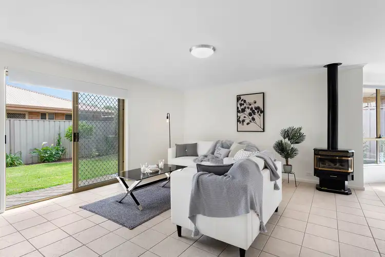 Fifth view of Homely house listing, 8 Joanna Court, Mitchell Park SA 5043