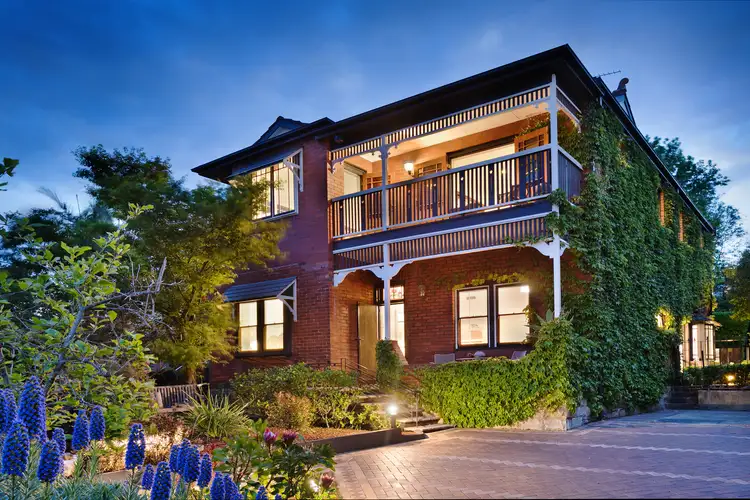 4 Tennent Parade, Hurlstone Park NSW 2193