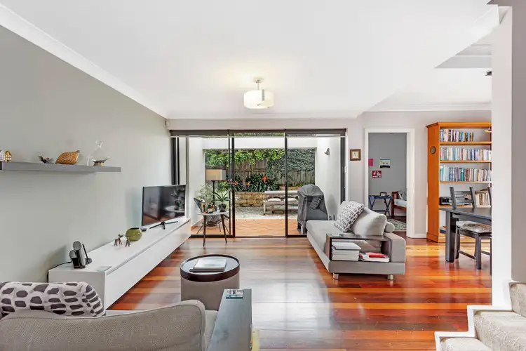 2/21 Quirk Street, Rozelle NSW 2039