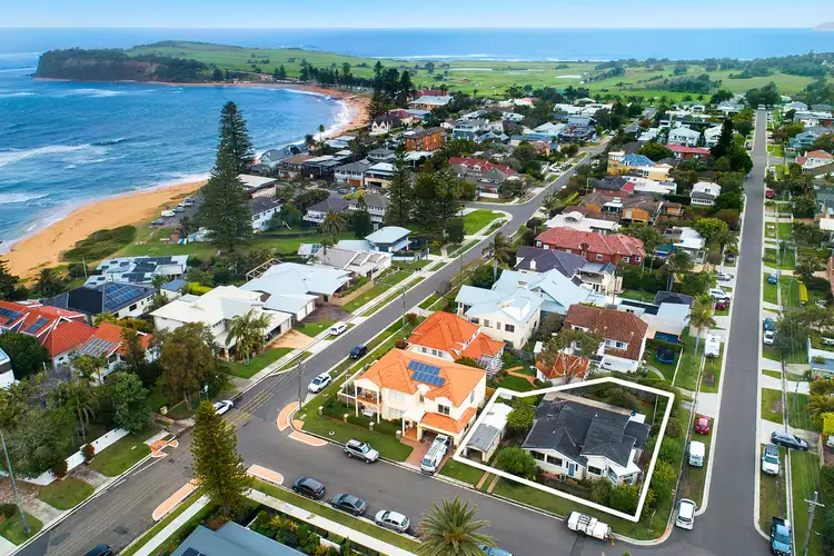 2 Brissenden Avenue, Collaroy NSW 2097