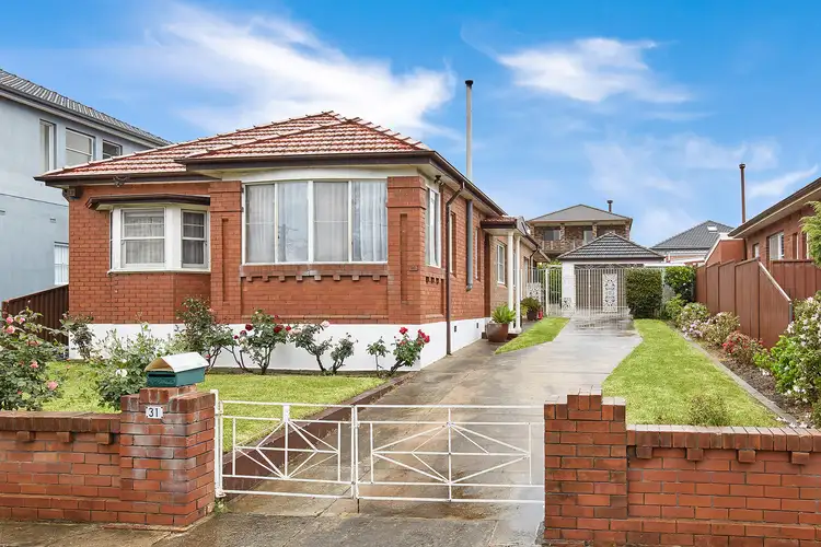 31 Panorama Road, Kingsgrove NSW 2208
