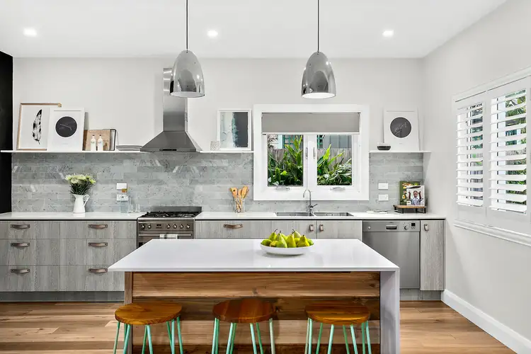 34 The Waves, Thirroul NSW 2515