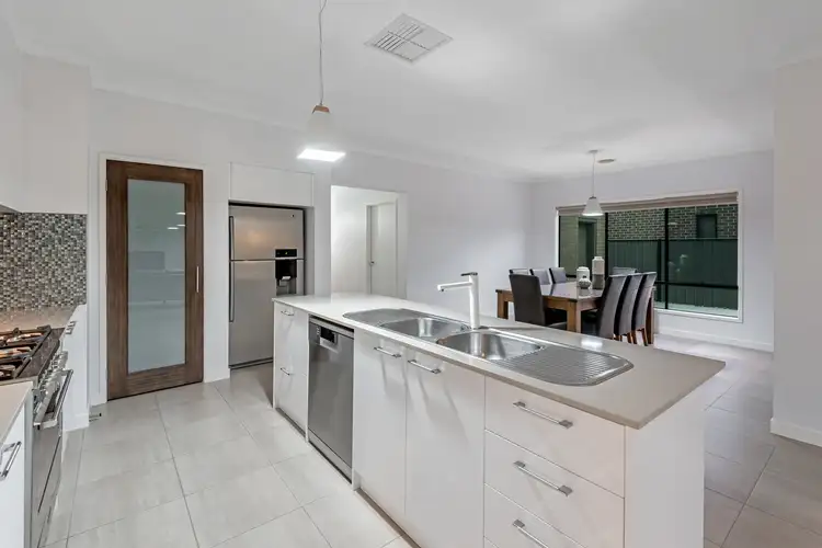 Fifth view of Homely house listing, 13 Middlesborough Drive, Craigieburn VIC 3064