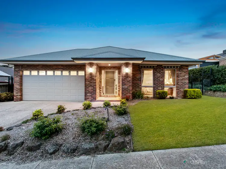 Main view of Homely house listing, 5 Viewgrand Drive, Berwick VIC 3806