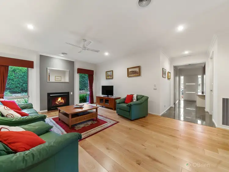 Second view of Homely house listing, 5 Viewgrand Drive, Berwick VIC 3806