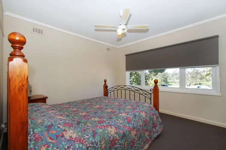 Fourth view of Homely house listing, 4 Whittier Street, Kingsbury VIC 3083