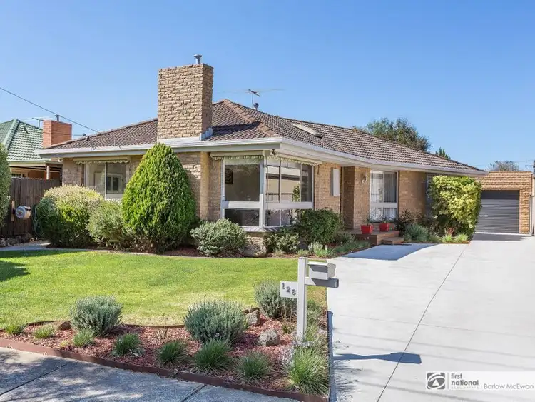 128 Grieve Parade, Altona VIC 3018