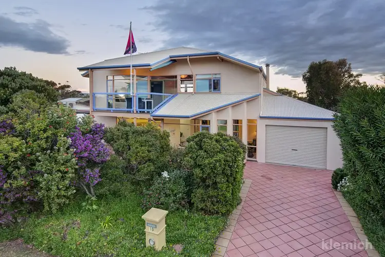 10 Anchor Terrace, Port Willunga SA 5173