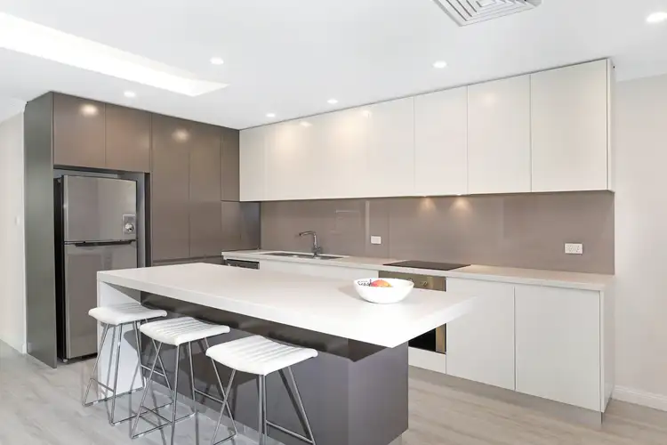 Fourth view of Homely semi-detached listing, 1/118 Caringbah Road, Caringbah South NSW 2229